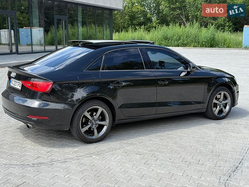 Седан Audi A3 2014 в Киеве