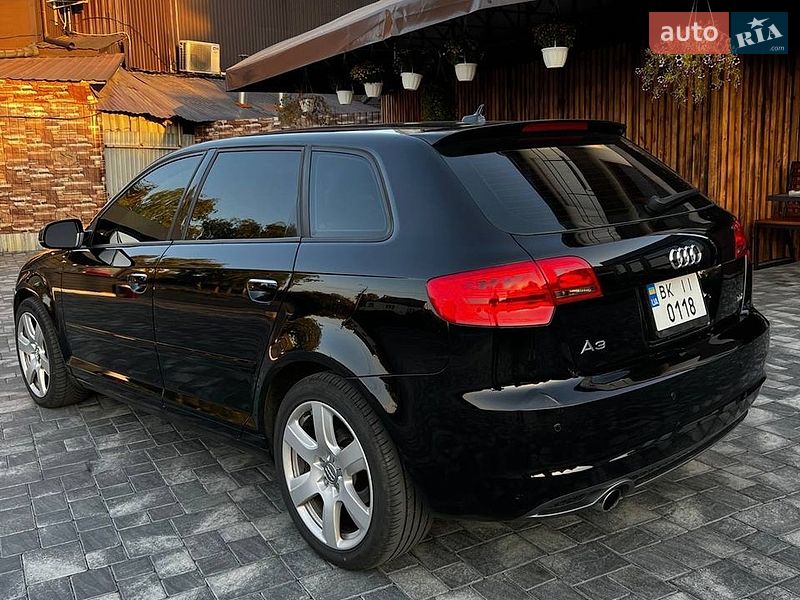 Хетчбек Audi A3 2011 в Рівному