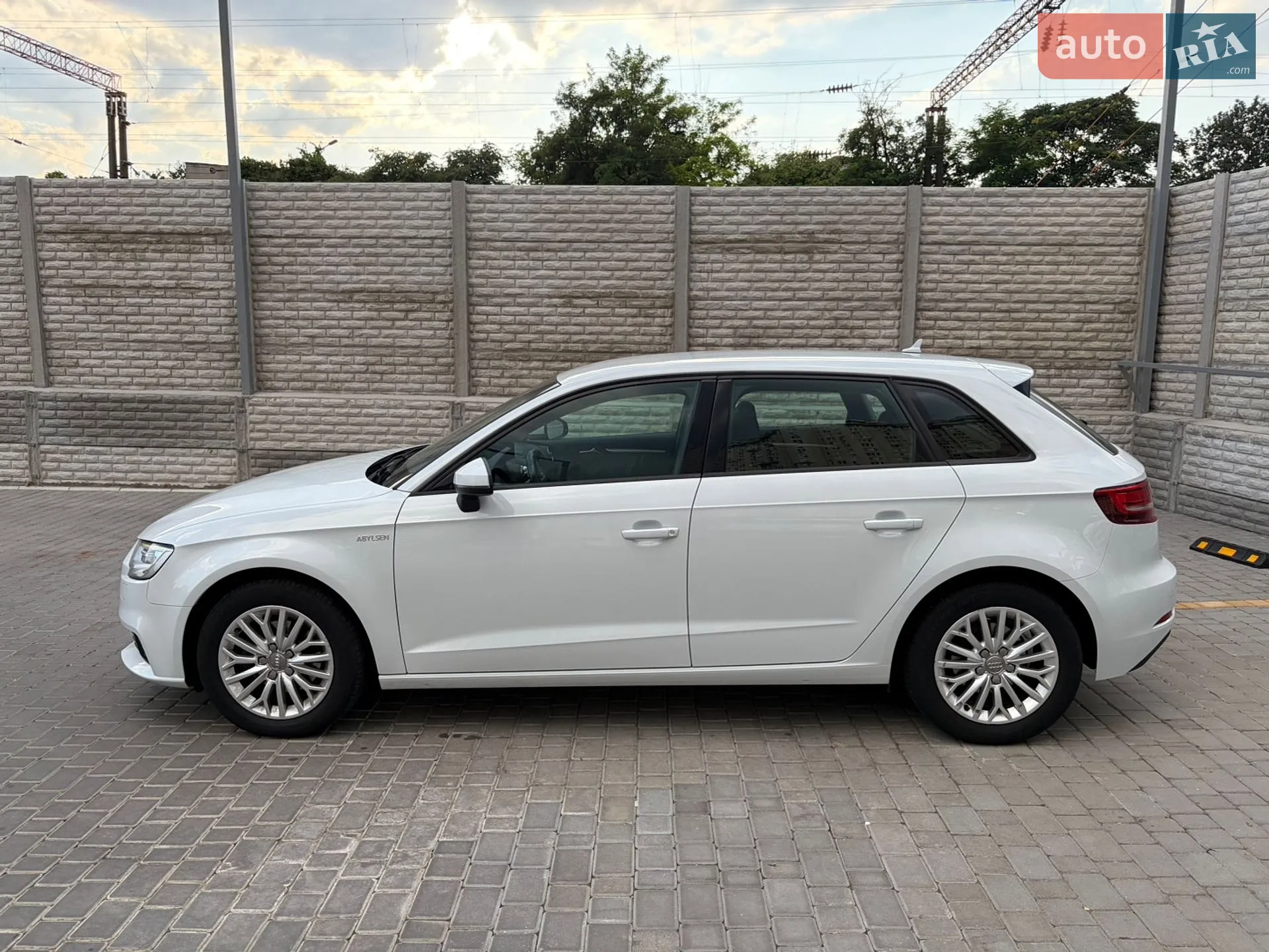 2018 Audi A3 - мініатюра 3