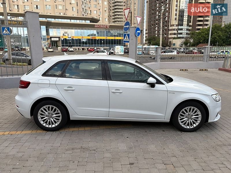 Хетчбек Audi A3 2018 в Одесі фото 4 Хетчбек Audi A3 2018 в Одесі