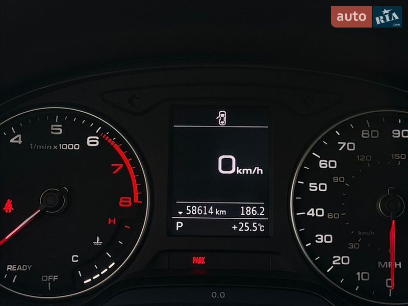 Седан Audi A3 2018 в Киеве