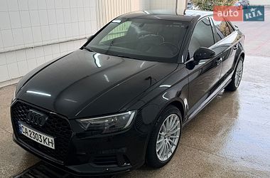 Седан Audi A3 2018 в Черкасах