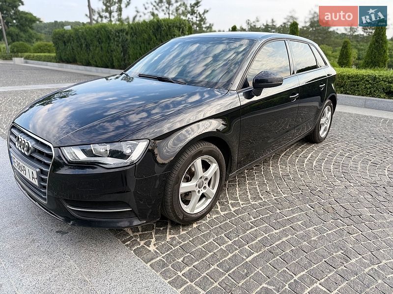 Хетчбек Audi A3 2013 в Дніпрі