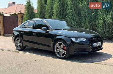 Седан Audi A3 2016 в Киеве