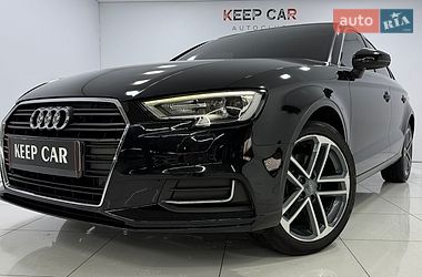 Седан Audi A3 2020 в Одессе