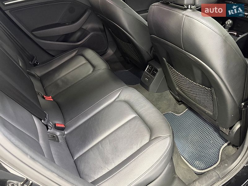 Седан Audi A3 2020 в Одессе