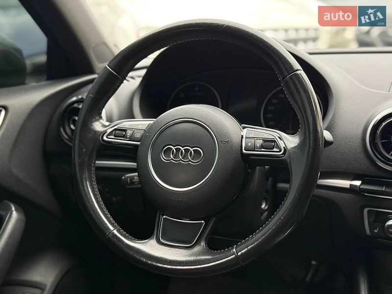 Седан Audi A3 2014 в Одесі