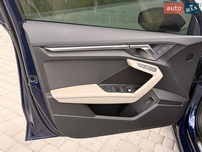 Седан Audi A3 2022 в Львові