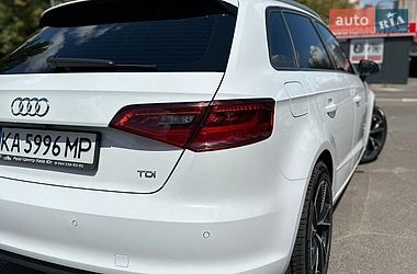 Хетчбек Audi A3 2016 в Києві