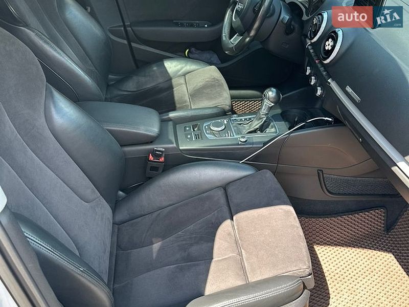 Хетчбек Audi A3 2016 в Києві