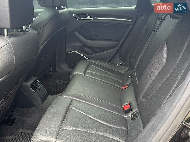 Хетчбек Audi A3 2018 в Львові фото 14 Хетчбек Audi A3 2018 в Львові
