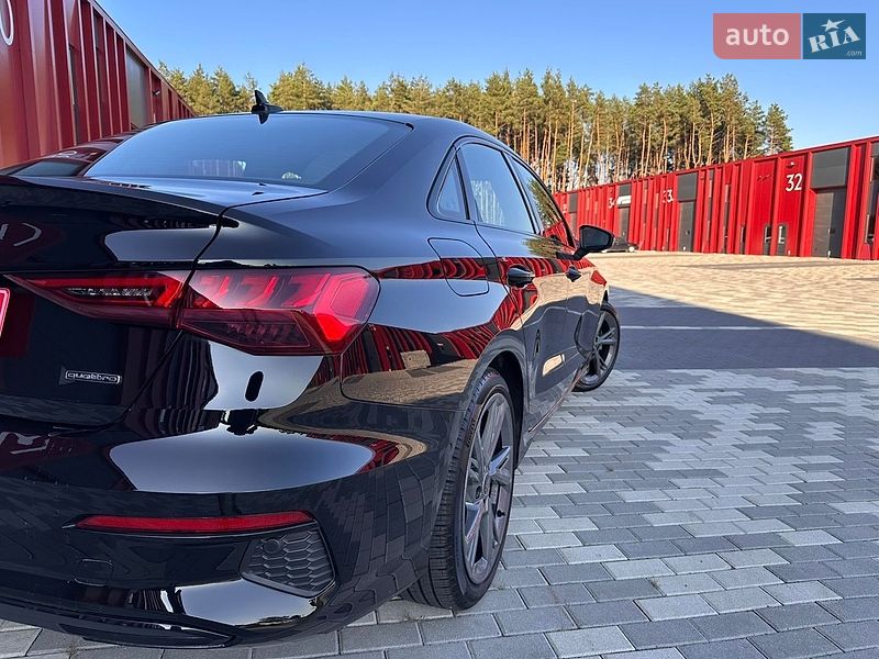 Седан Audi A3 2023 в Львові