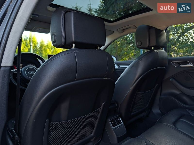 Седан Audi A3 2016 в Дрогобыче