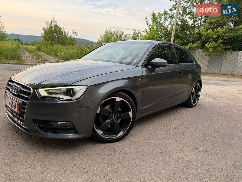 Хетчбек Audi A3 2013 в Новояворівську