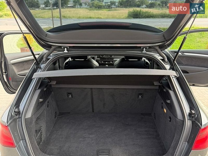 Хетчбек Audi A3 2013 в Новояворівську