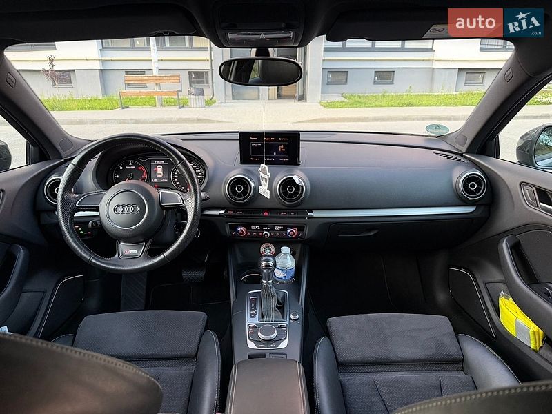 Хетчбек Audi A3 2013 в Новояворівську