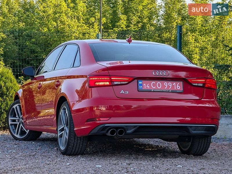 Седан Audi A3 2016 в Дрогобичі