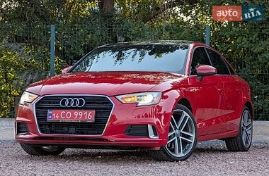 Седан Audi A3 2016 в Дрогобичі