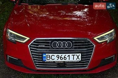 Седан Audi A3 2016 в Львові