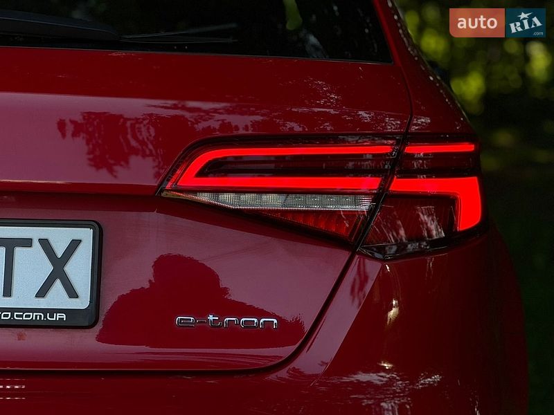Седан Audi A3 2016 в Львові