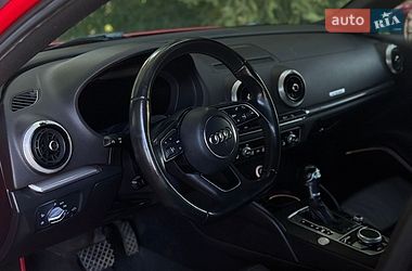 Седан Audi A3 2016 в Львові