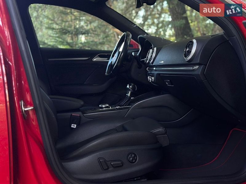 Седан Audi A3 2016 в Львові