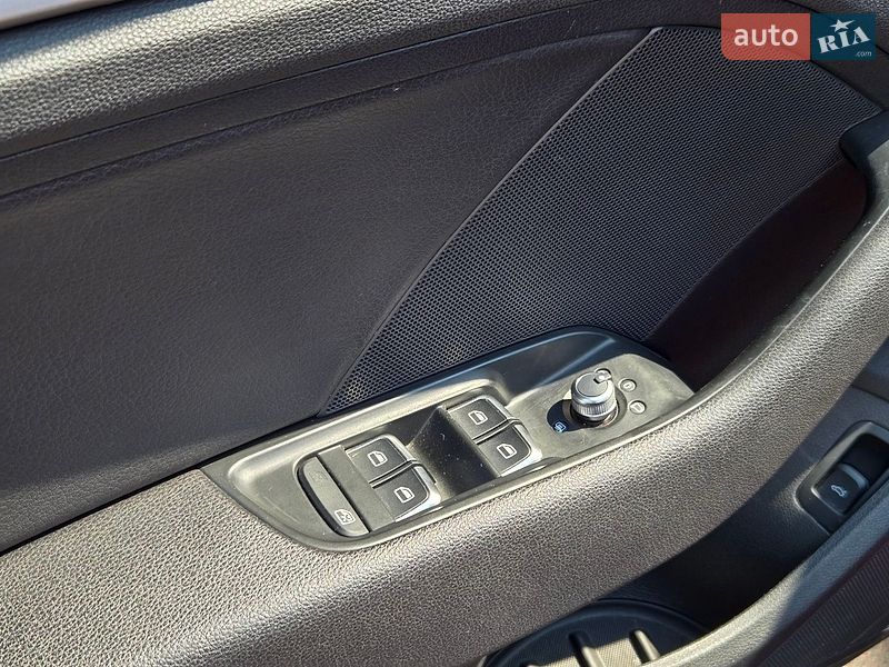 Седан Audi A3 2015 в Киеве