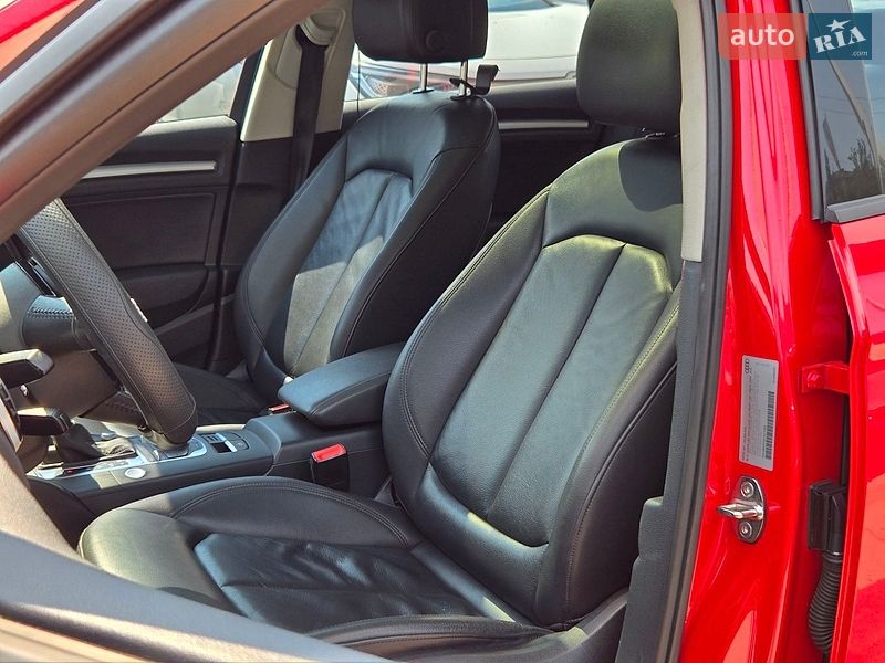 Седан Audi A3 2015 в Киеве
