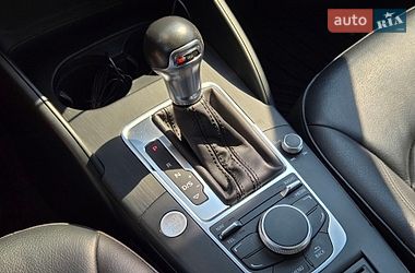 Седан Audi A3 2015 в Киеве