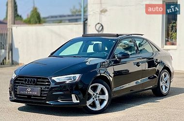 Седан Audi A3 2016 в Киеве
