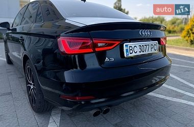 Седан Audi A3 2015 в Мостиській