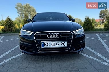 Седан Audi A3 2015 в Мостиській