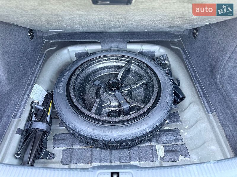 Седан Audi A3 2015 в Мостиській