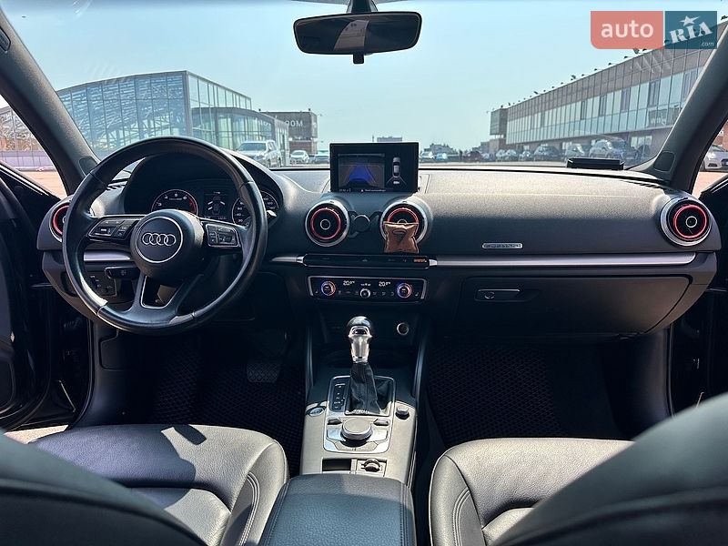 Седан Audi A3 2016 в Софіївській Борщагівці