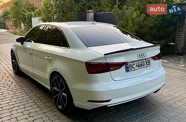 Седан Audi A3 2018 в Вінниці