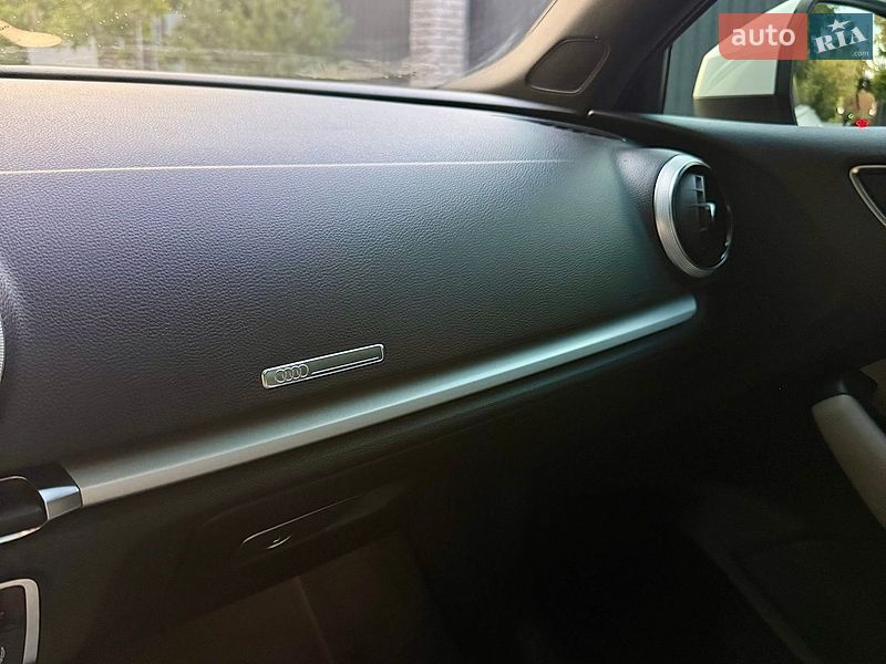 Седан Audi A3 2018 в Вінниці