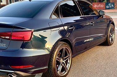 Седан Audi A3 2017 в Києві