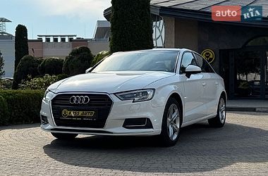 Седан Audi A3 2017 в Львові фото 3 Седан Audi A3 2017 в Львові