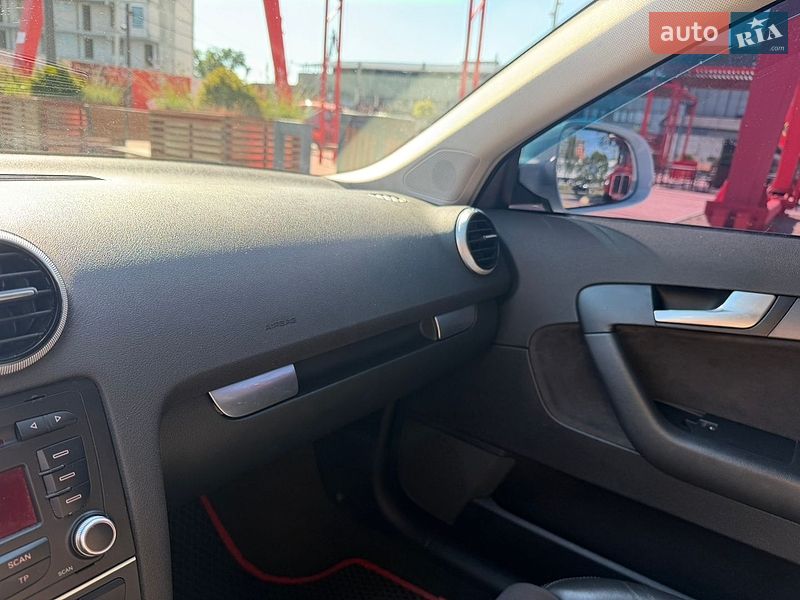 Хэтчбек Audi A3 2012 в Львове