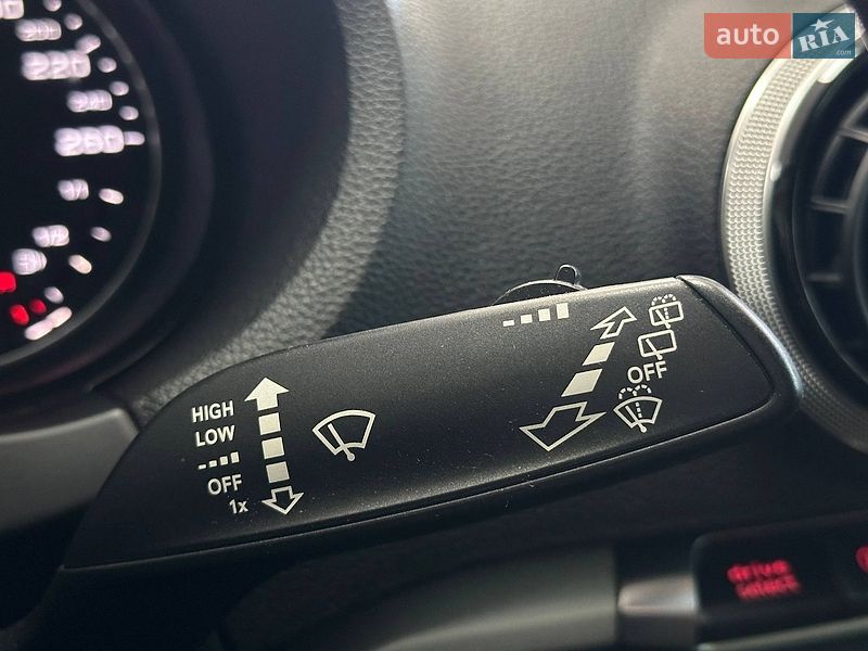 Хетчбек Audi A3 2016 в Києві