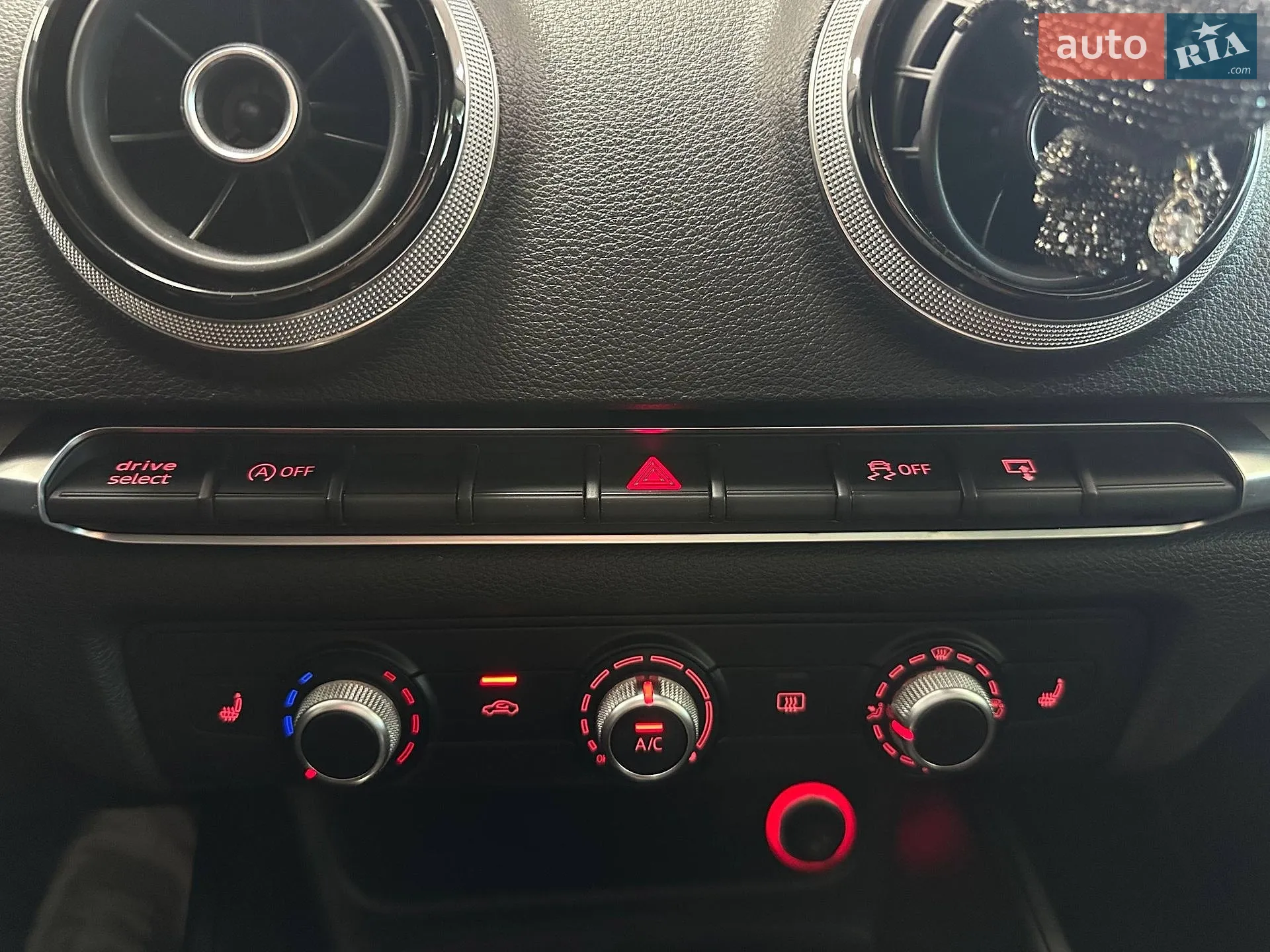 2016 Audi A3 - мініатюра 38