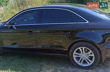 Седан Audi A3 2013 в Миргороді