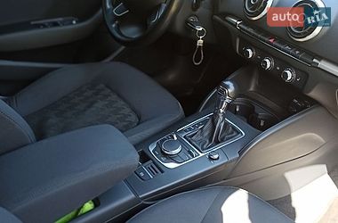 Седан Audi A3 2013 в Миргороді