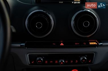 Кабріолет Audi A3 2016 в Дніпрі