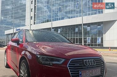 Хетчбек Audi A3 2018 в Києві