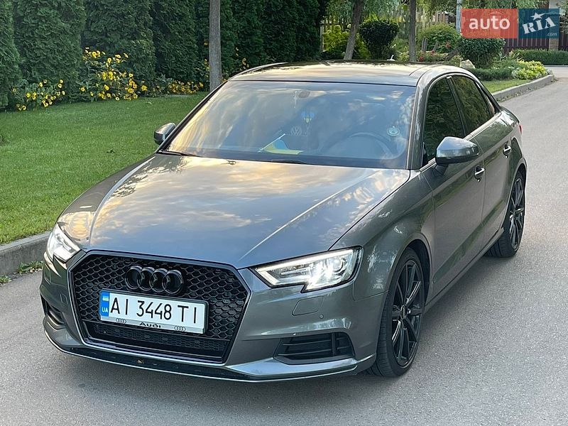 Седан Audi A3 2015 в Киеве