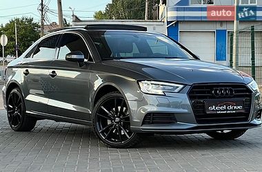Седан Audi A3 2018 в Николаеве