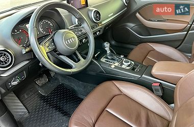 Седан Audi A3 2018 в Миколаєві