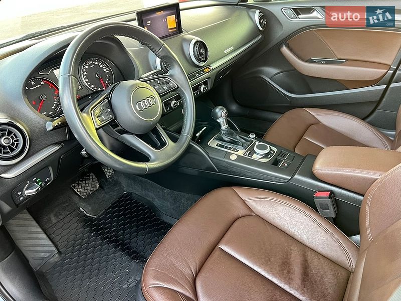 Седан Audi A3 2018 в Миколаєві