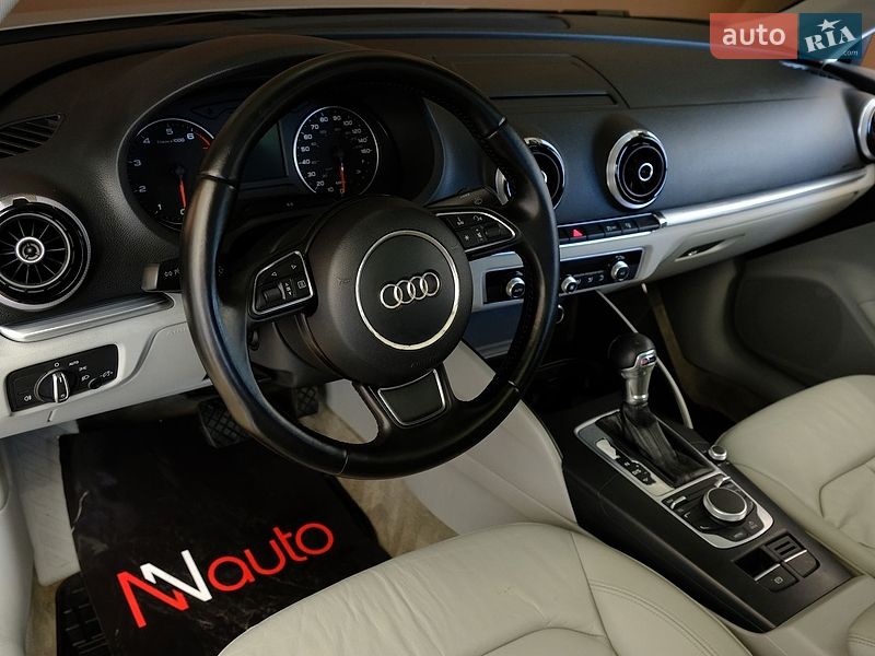 Седан Audi A3 2015 в Одессе